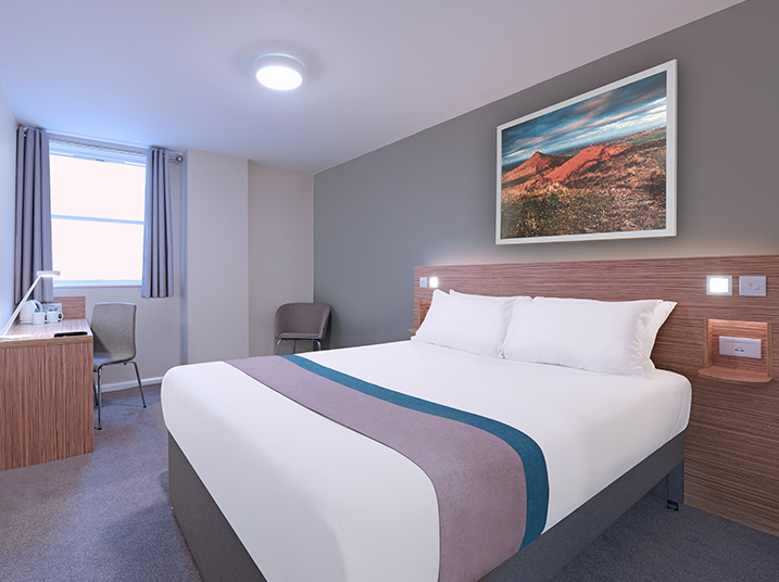 Travelodge PLUS Standard Room